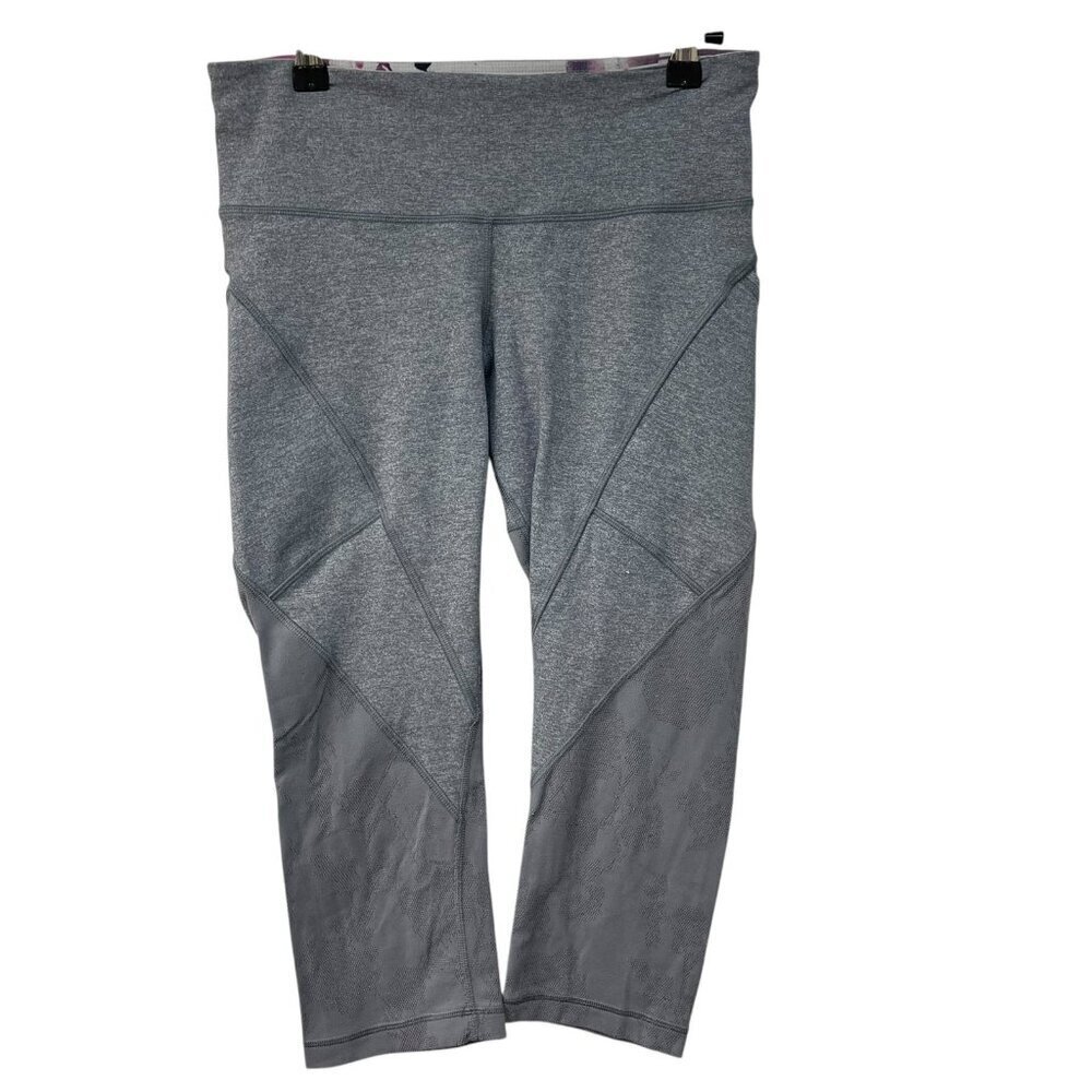 Lululemon Gray Floral Crop Legging Capri Pant Women Size 8 Yoga Active Athletic